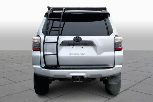 2021 Toyota 4Runner Venture