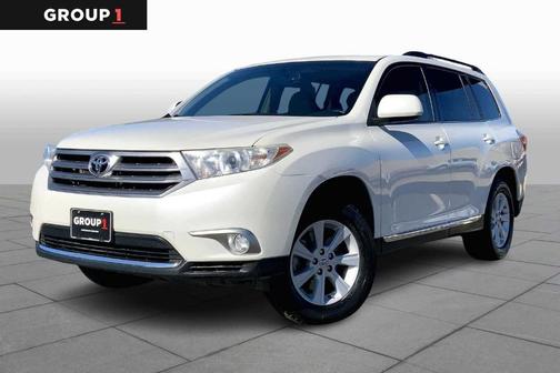 2013 Toyota Highlander SE