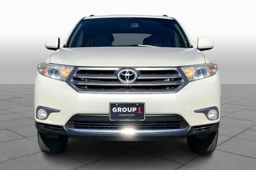2013 Toyota Highlander SE