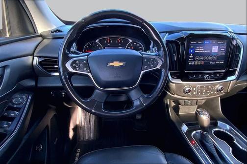 Midnight Blue Metallic 2020 Chevrolet Traverse LT Leather