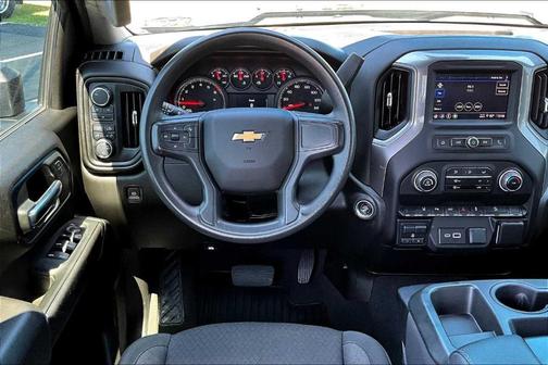 2024 Chevrolet Silverado 2500 Custom