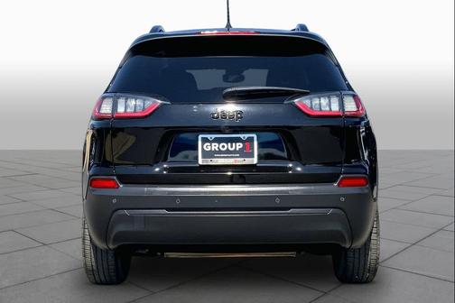Diamond Black Crystal Pearlcoat 2021 Jeep Cherokee Altitude