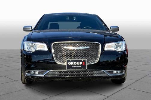 2015 Chrysler 300C Platinum