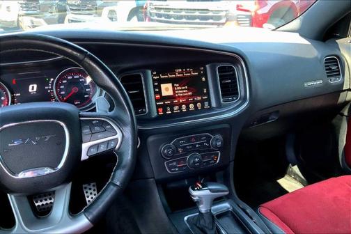 2016 Dodge Charger SRT 392