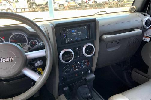 2010 Jeep Wrangler Unlimited Sahara