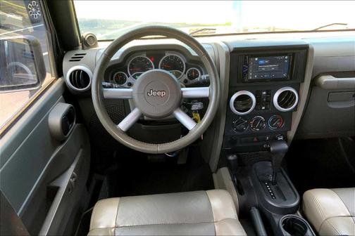 2010 Jeep Wrangler Unlimited Sahara