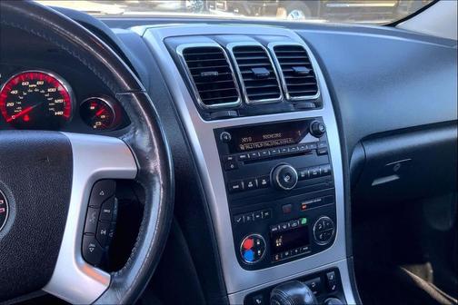 Quicksilver Metallic 2011 GMC Acadia SLT-1