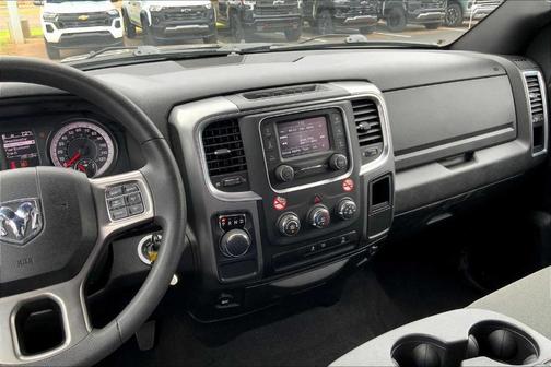 2024 RAM 1500 Classic SLT