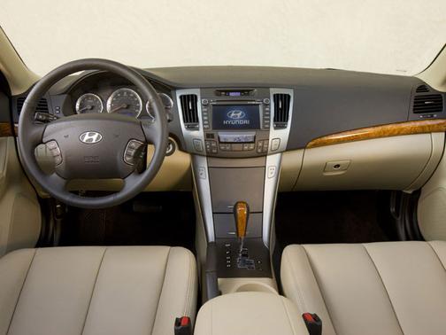 Dark Cherry Red 2010 Hyundai SONATA GLS