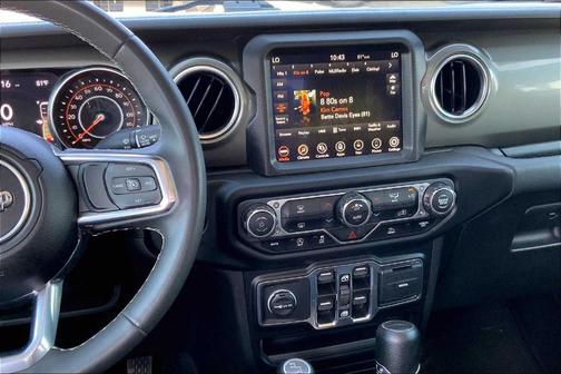 2023 Jeep Gladiator Overland