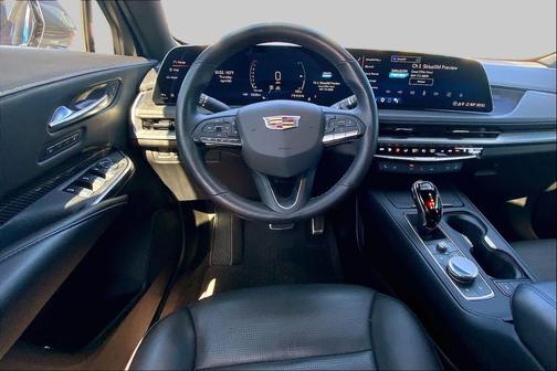 Argent Silver Metallic 2025 Cadillac XT4 Sport