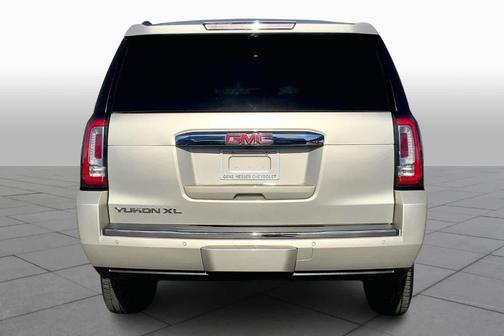 2017 GMC Yukon XL Denali