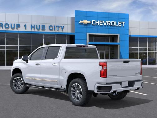 Polar White Tricoat 2026 Chevrolet Silverado 1500 High Country