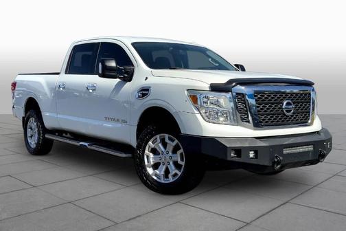 2017 Nissan Titan XD SV