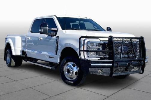 2025 Ford F-350 Lariat Super Duty