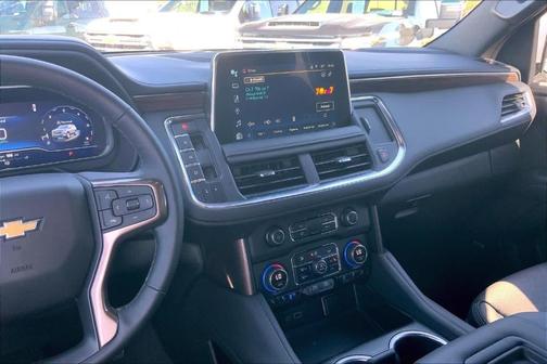 2023 Chevrolet Suburban High Country