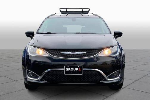 2019 Chrysler Pacifica Touring-L