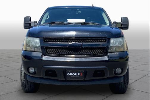 Black 2008 Chevrolet Suburban 2500 LT