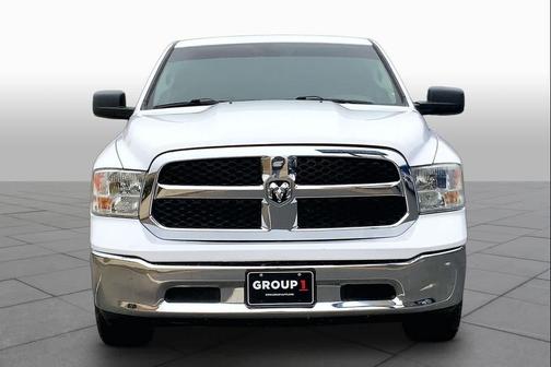Bright White Clearcoat 2019 RAM 1500 SLT