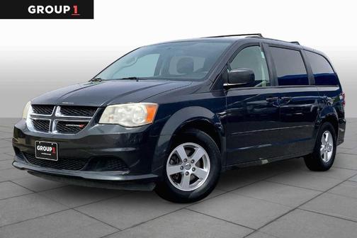 Dark Charcoal Pearl 2012 Dodge Grand Caravan SXT