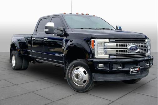 Shadow Black 2017 Ford F-350 Platinum