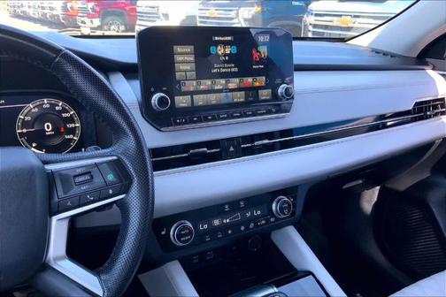 Cosmic Blue Metallic 2022 Mitsubishi Outlander SEL