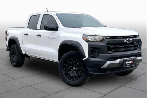 Summit White 2024 Chevrolet Colorado Trail Boss