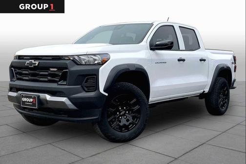 Summit White 2024 Chevrolet Colorado Trail Boss
