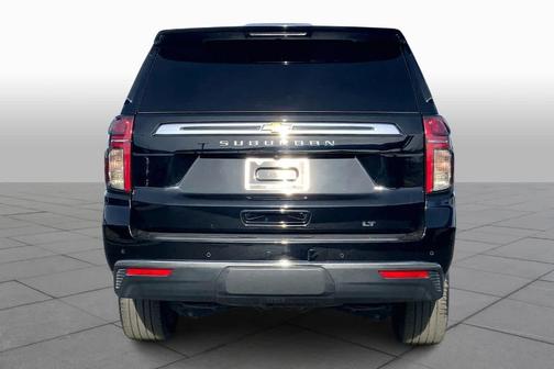 2021 Chevrolet Suburban LT