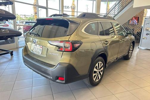 Autumn Green Metallic 2025 Subaru Outback Premium