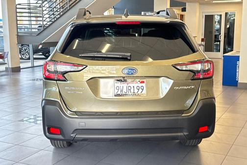 Autumn Green Metallic 2025 Subaru Outback Premium