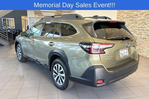 Autumn Green Metallic 2025 Subaru Outback Premium
