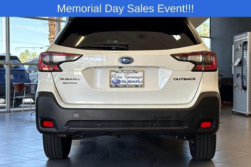 Crystal White Pearl 2023 Subaru Outback Onyx Edition
