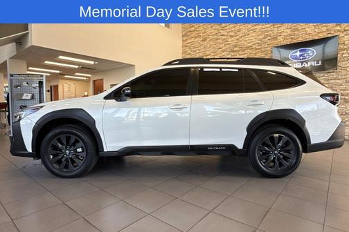 Crystal White Pearl 2023 Subaru Outback Onyx Edition