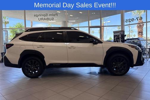 Crystal White Pearl 2023 Subaru Outback Onyx Edition