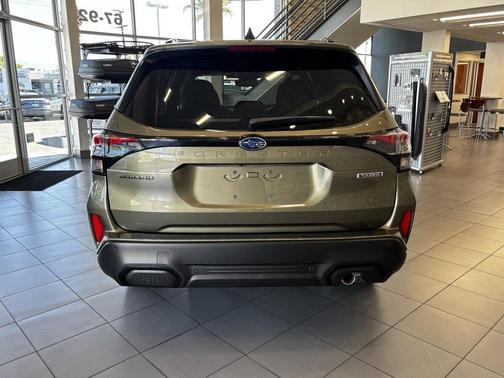 2025 Subaru Forester Touring