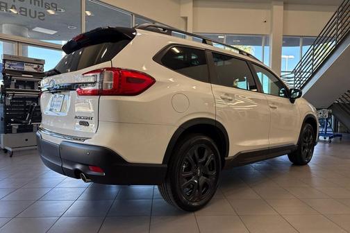 2025 Subaru Ascent Onyx Edition Touring 7-Passenger