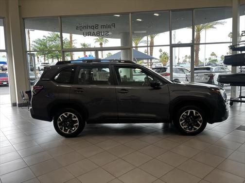 2025 Subaru Forester Base
