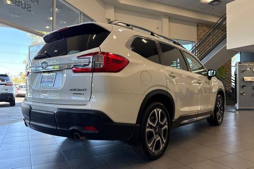 2024 Subaru Ascent Limited 8-Passenger
