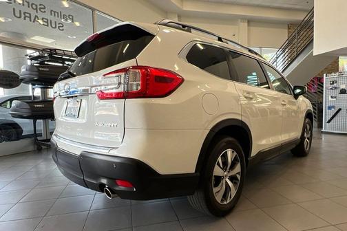 Crystal White Pearl 2024 Subaru Ascent Premium 7-Passenger
