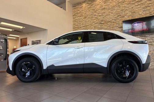 Cosmic White 2026 Subaru Uncharted Premium FWD