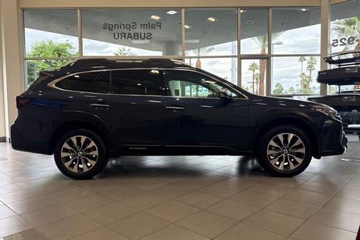 2023 Subaru Outback Touring