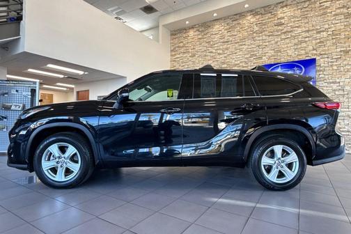 2021 Toyota Highlander L