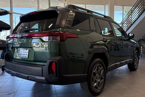 Deep Emerald Green 2026 Subaru Outback Premium