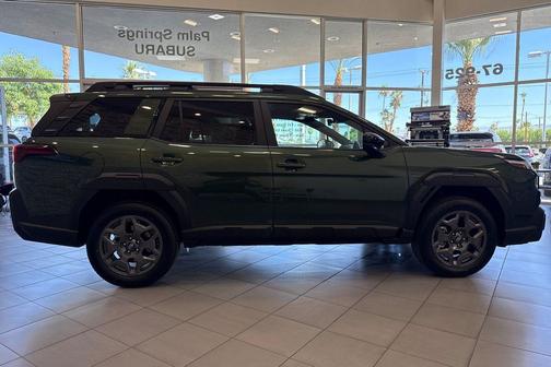 Deep Emerald Green 2026 Subaru Outback Premium