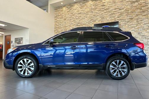 Lapis Blue Pearl 2017 Subaru Outback 2.5i Limited