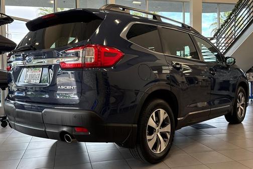 2023 Subaru Ascent Premium 8-Passenger