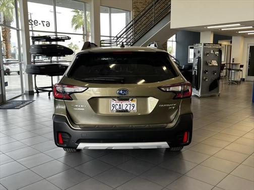 2022 Subaru Outback Limited XT