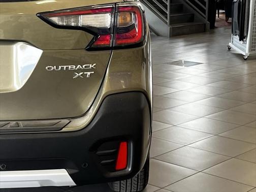 2022 Subaru Outback Limited XT