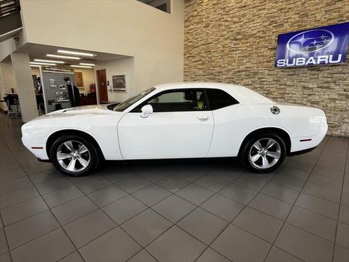 2015 Dodge Challenger SXT